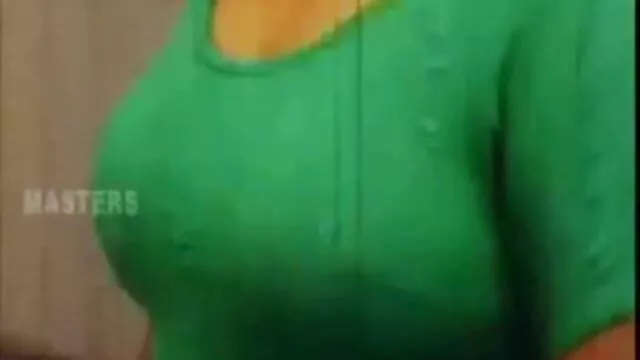 دوست فیلم سکسی ایرانی در حمام ڈبل ربڑ
