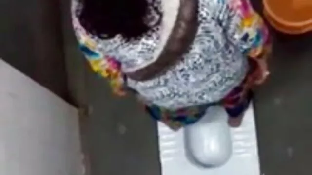 مقعد جنسی کے ساتھ گروه تلگرام سکسی ایرانی ایک ساتھی کارکن کے دفتر میں