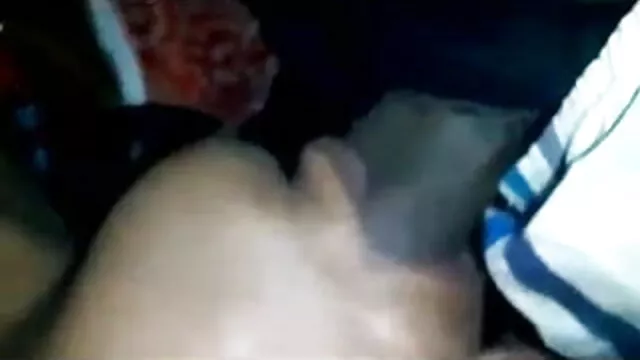 نوجوان لڑکی میں ایک فیلمسکسی جدید ایرانی dildo کے اس کے پریمی