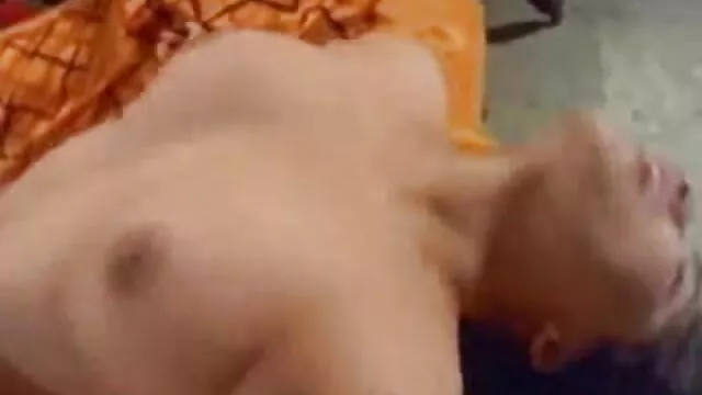 جنس کے ساتھ سکس ایرانی داستانی ایک نرس 18 سال کی عمر