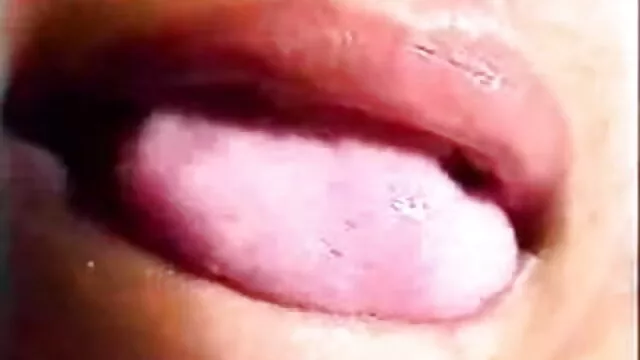 ایک میکانی سکس دختر ناز ایرانی آلہ کے لئے کی سوراخ جنسی