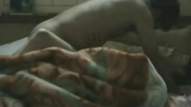 نوجوان لڑکی کے ہاتھوں میں غسل کے مشت سکس بنات ایرانی زنی
