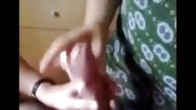 سنہرے بالوں والی انڈے پر سکس افراد مشهور ایرانی چاٹ گلابی