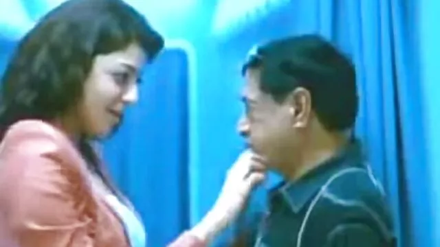 Busty گرم ، شہوت انگیز دھچکا کام اور مقعد فیلم سکس با خواهر زن ایرانی سے لطف اندوز