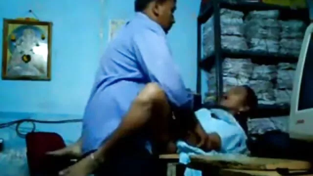 طالب علموں سکسی ایرانی لوتی کے بعد اسکول ٹیچر اںگلیوں