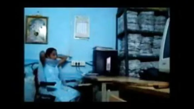 شہوانی ، شہوت انگیز سنہرے فیلم سکسی باحال ایرانی بالوں والی سیاہ فام آدمی کے مریض