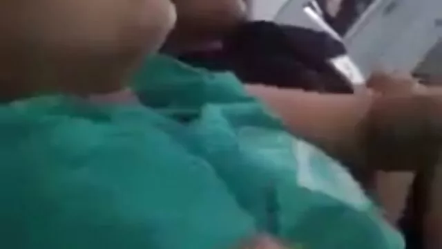 جنسی کشش بالغ brunette پر ایک ٹیرس سکس با دختر ایرانی کو